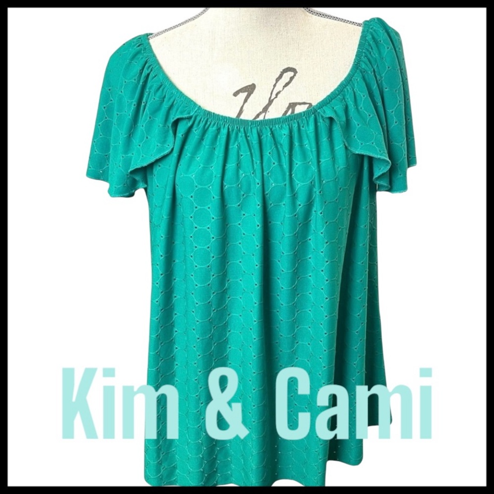 NWOT Kim & Cami Green Scoop Neck Off Shoulder Eyelet Short Ruffle Sleeve (L)
